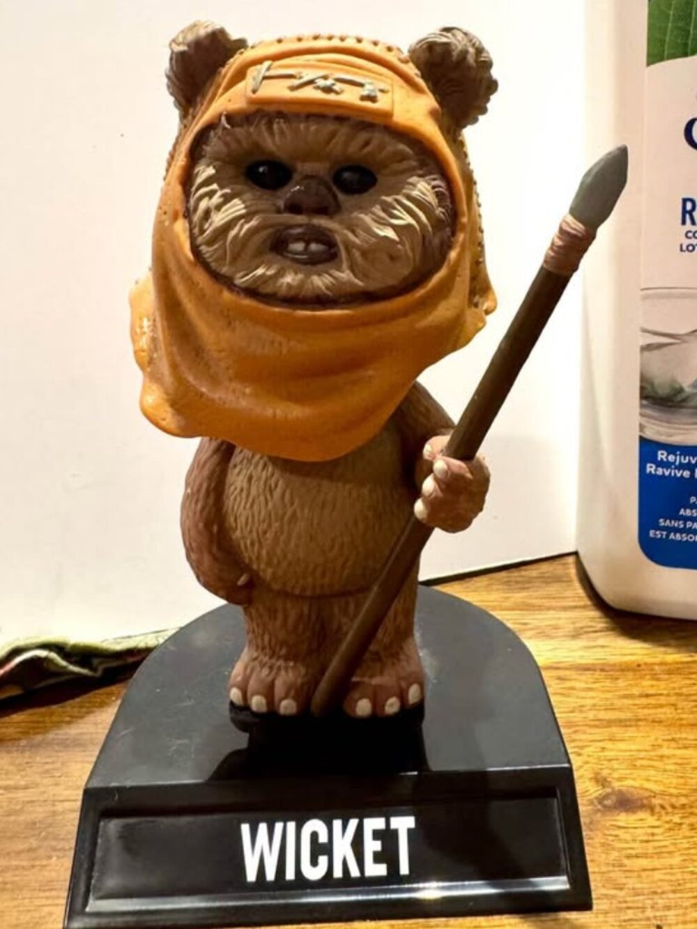 Funko - Star Wars - Wicket W Warrick 4 1/2" Bobble Head - 2009
